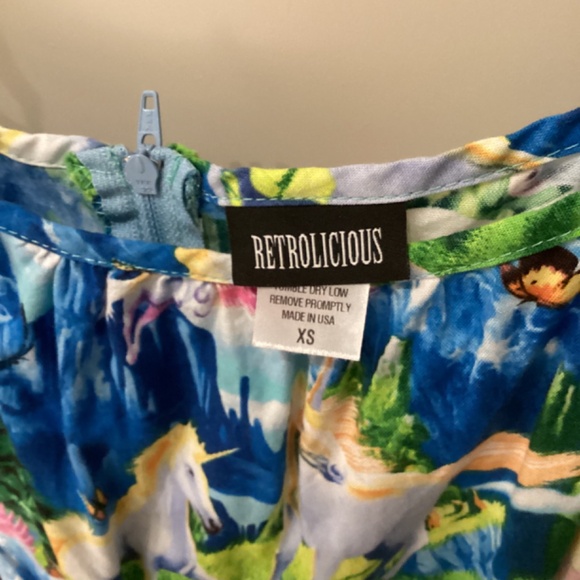 Retrolicious Pegasus Rainbow Print Dress Women’s Size XS Made in USA Pockets HTF - Picture 7 of 14